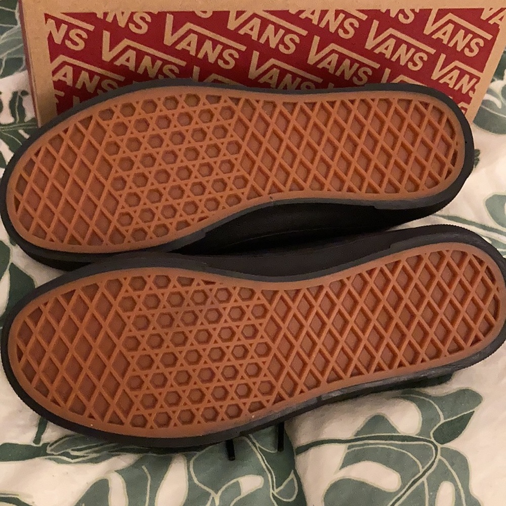 Blank Vans - Picture 3 of 4